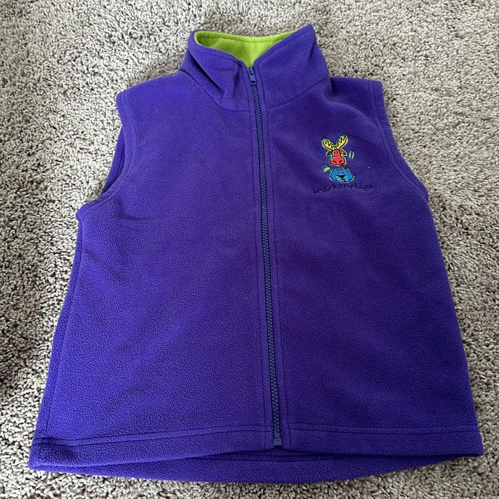 Purple fleece vest size kids small